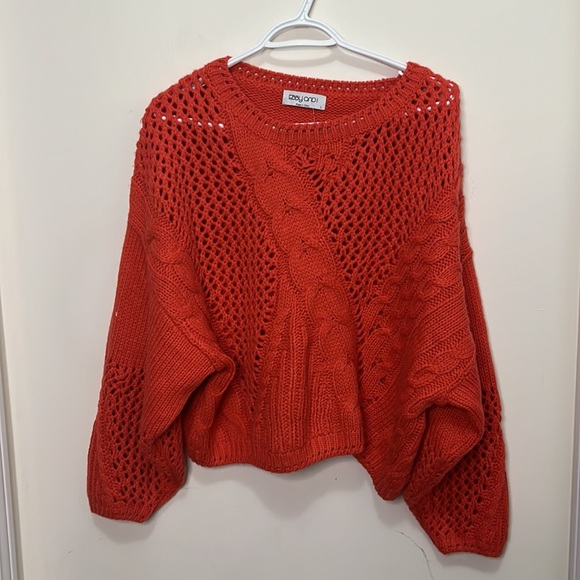 Abby Andi Cable Knit Cropped Sweater Size Large - Picture 9 of 9